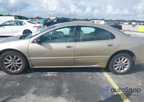 2002 Chrysler Concorde Limited из США, поврежденный, VIN 2C3HD56G92H132427